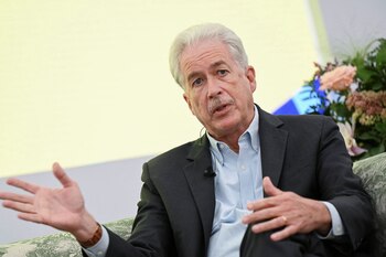 Burns señaló que, a su