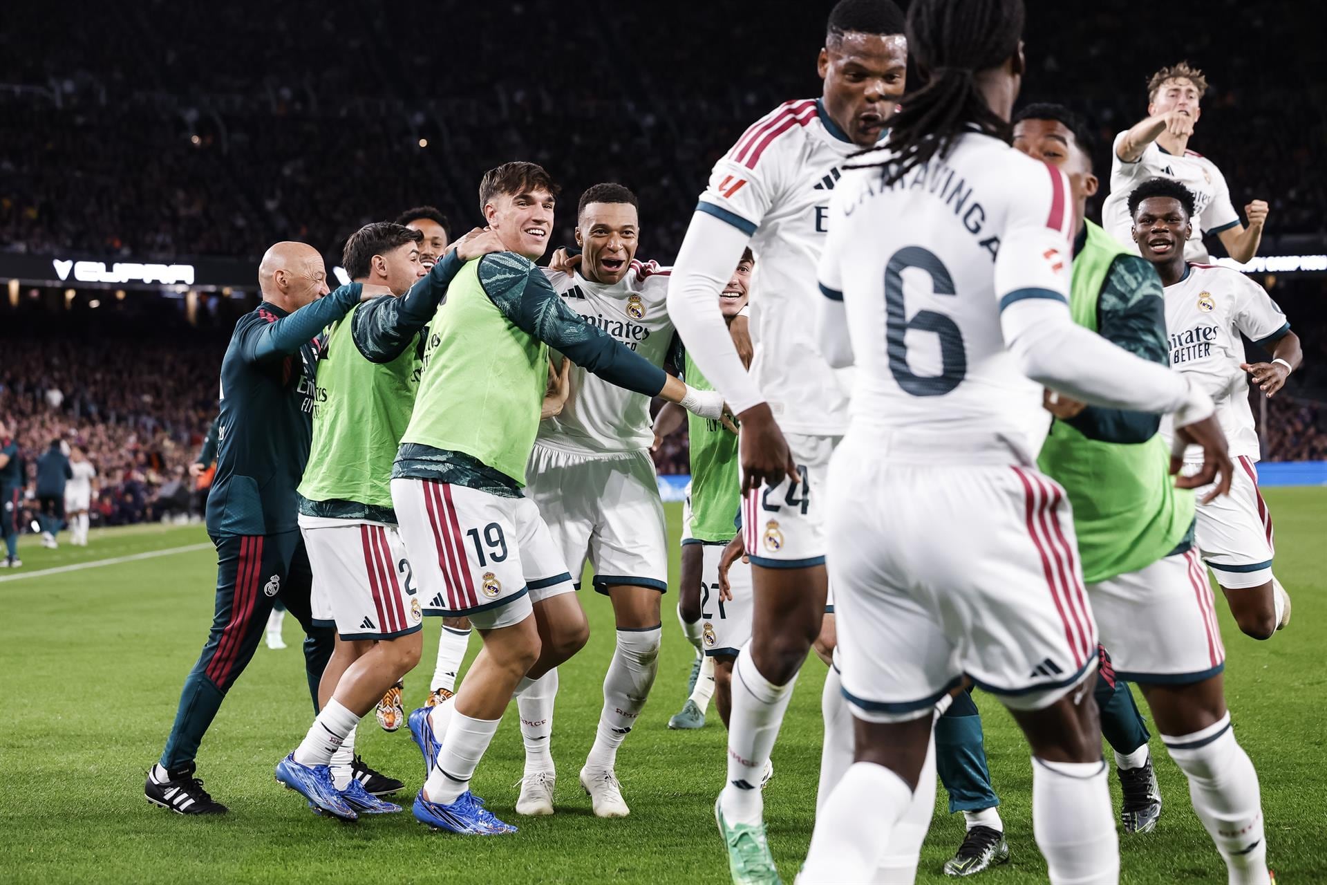 El Real Madrid neutraliza al mejor Barça con compromiso colectivo