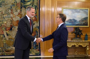 El rey Felipe VI recibe