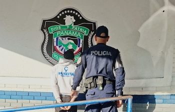En las estaciones del Metro de Panamá la Policía continúa con su labor preventva, y hasta el momento ha verificado a 192.818 personas. (PN)