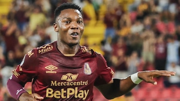 Junior de Barranquilla empezó mal la defensa del bicampeonato en Liga BetPlay: Tolima lo superó por 2-1 en Ibagué