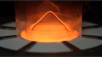 Debido a la complejidad de