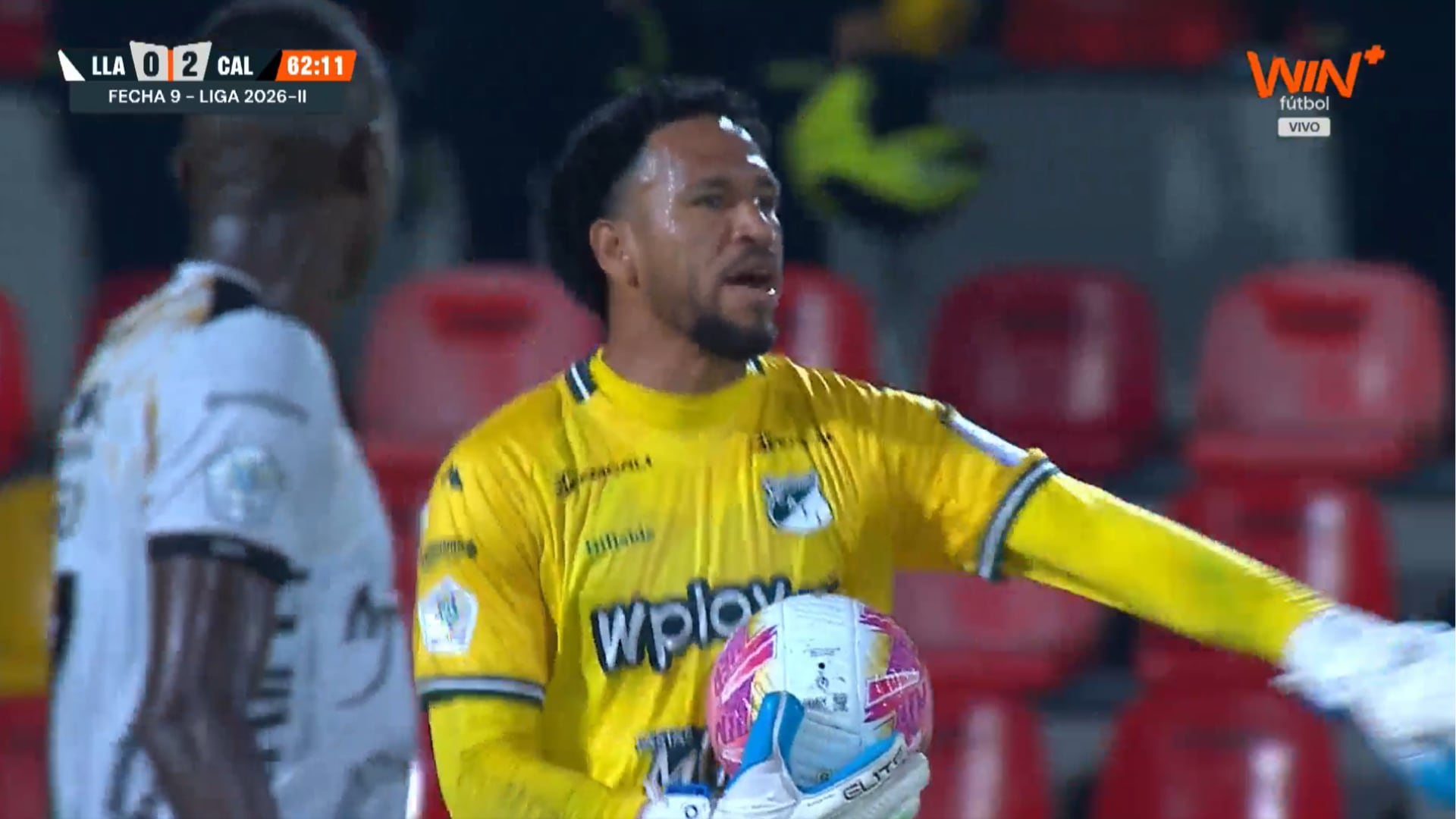 Pedro Gallese se viste asistidor en Colombia: espectacular pase largo para goleada de Deportivo Cali