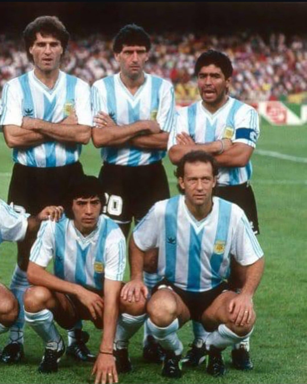 Oscar Ruggeri, Juan Simón, Diego Maradona, Pepe Basualdo y Gabriel Calderón. La imagen corresponde al Mundial Italia 90
