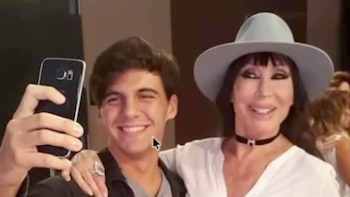 El influencer que conoció a Moria Casán gracias a unos calzoncillos con su cara: “Desde niño quise ser como ella”