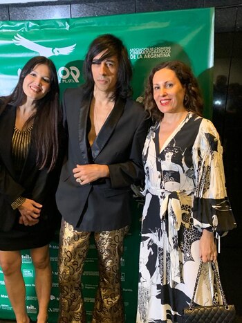 Cecilia Peickatis, Leo Damario y