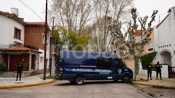 protestas-de-policias-frente-a-la-quinta-de-olivos