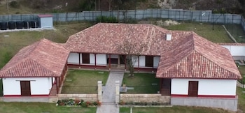 La Chuquita-Vargas, con su rica trayectoria histórica y social, se encuentra hoy bajo cuidado de la Corporación Minuto de Dios - crédito Kevin Bolaños/Youtube