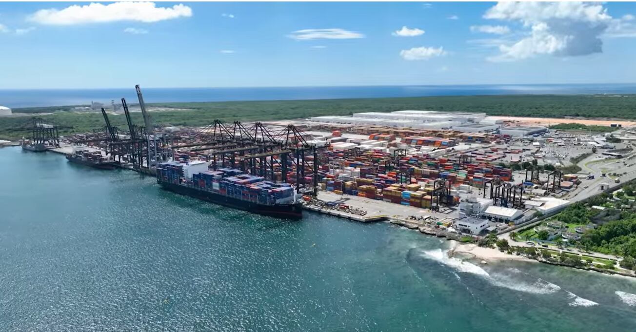 La nueva zona franca estará ubicada en estará en Boca Chica, a solo cinco kilómetros del Aeropuerto Internacional Las Américas doctor José Francisco Peña Gómez y del muelle de Punta Caucedo. (Captura de pantalla).