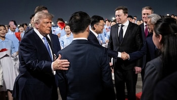 Donald Trump ya está en Beijing: qué empresarios y funcionarios eligió como laderos al bajar del avión en China