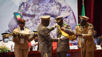 Malí y Burkina Faso restringen