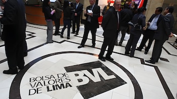 Mercado peruano reacciona al conteo electoral por la segunda vuelta presidencial: Bolsa de Lima registra fuerte subida