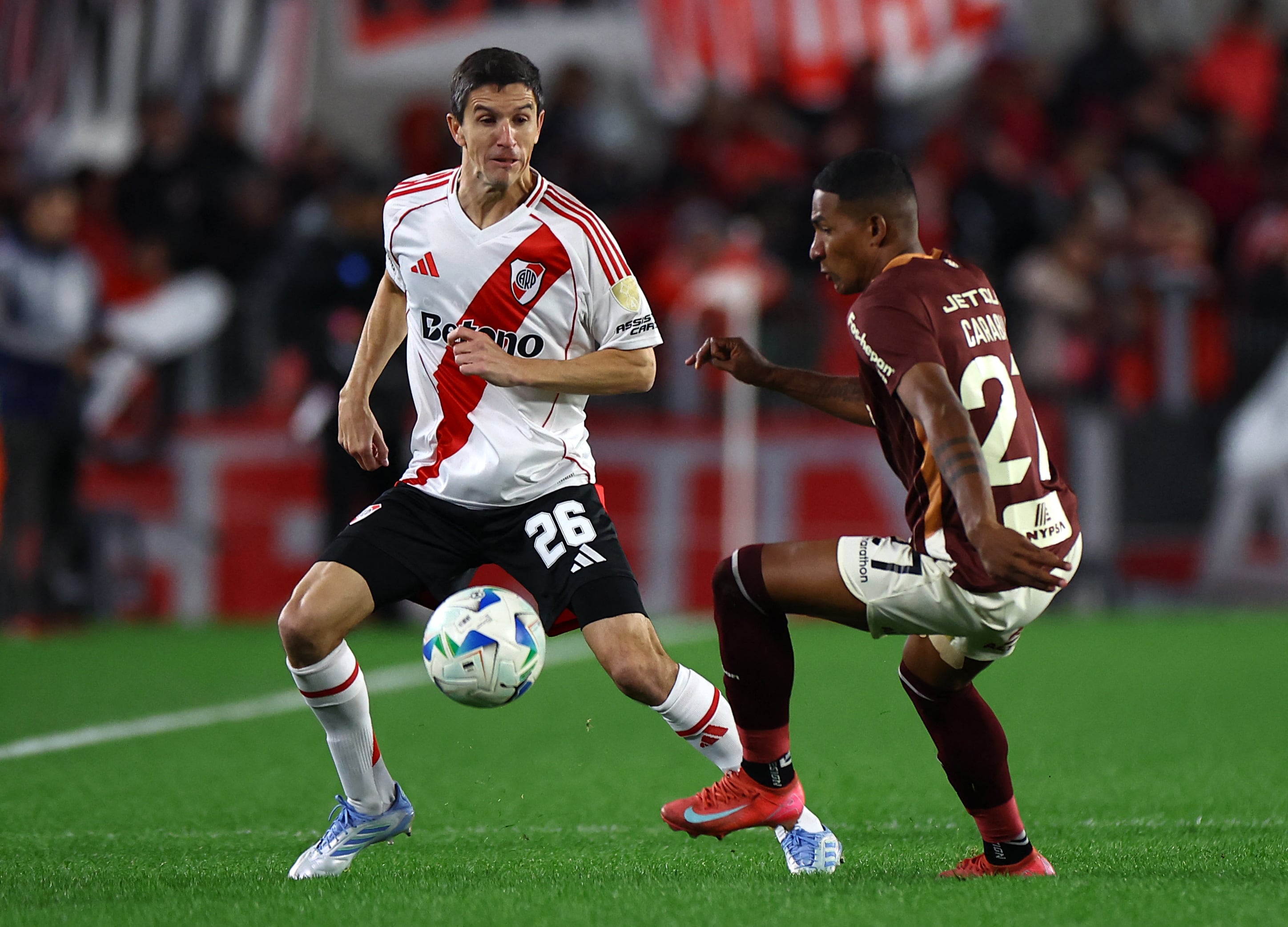 Nacho Fernández viene de quedar libre de River Plate (REUTERS/Agustin Marcarian)