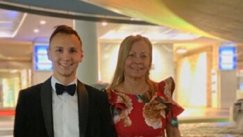 Familiares del estilista Mauricio Leal