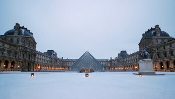 París bajo nieve: las imágenes