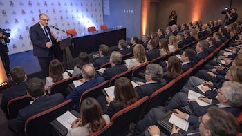 Coloquio Internacional de Bioética: un argentino advirtió qué no debe decidir la IA