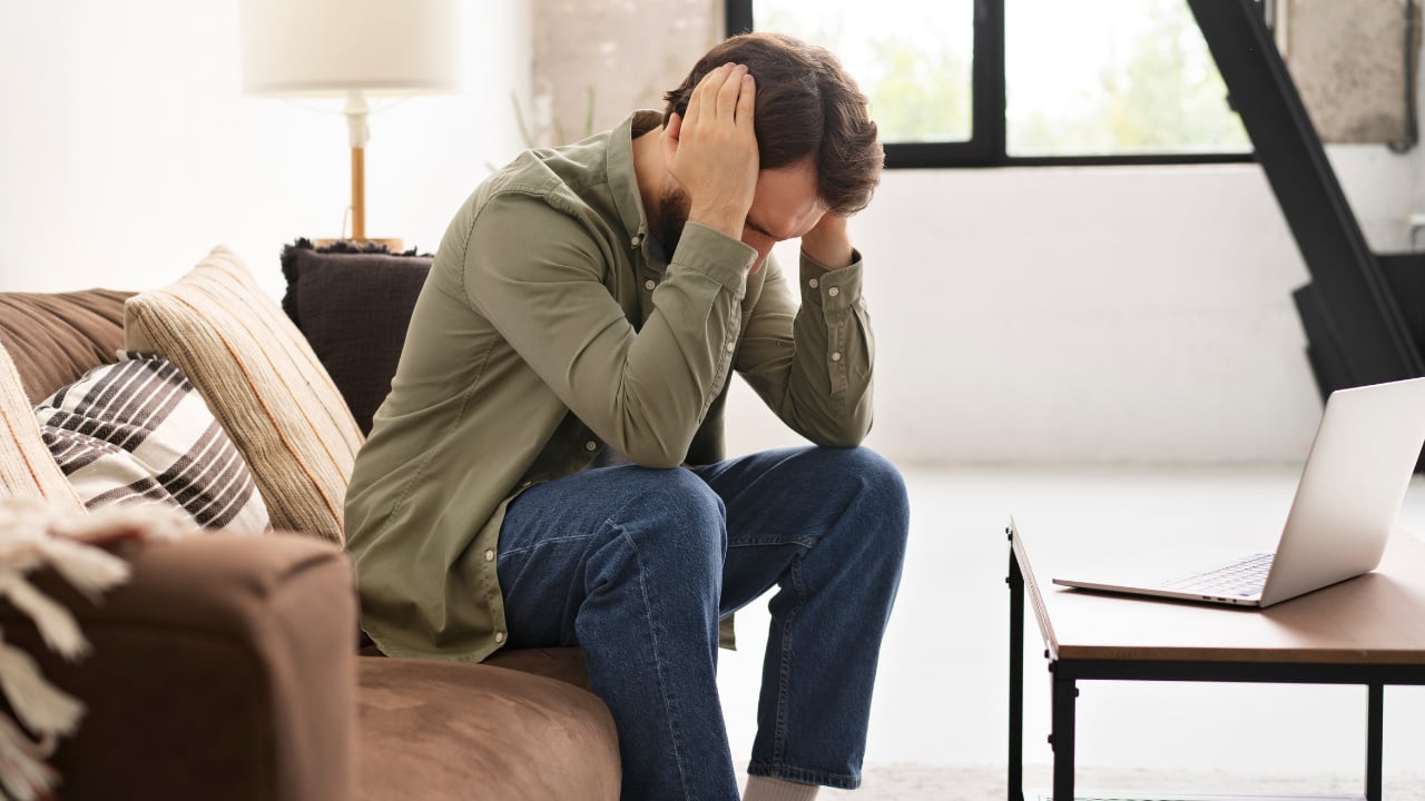 La ansiedad se manifiesta a través de múltiples señales. (Freepik)