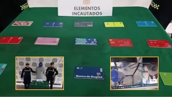 Alterando cajeros con pegamento en