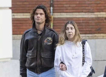 Bosco Martínez-Bordiú y Olympia Beracasa