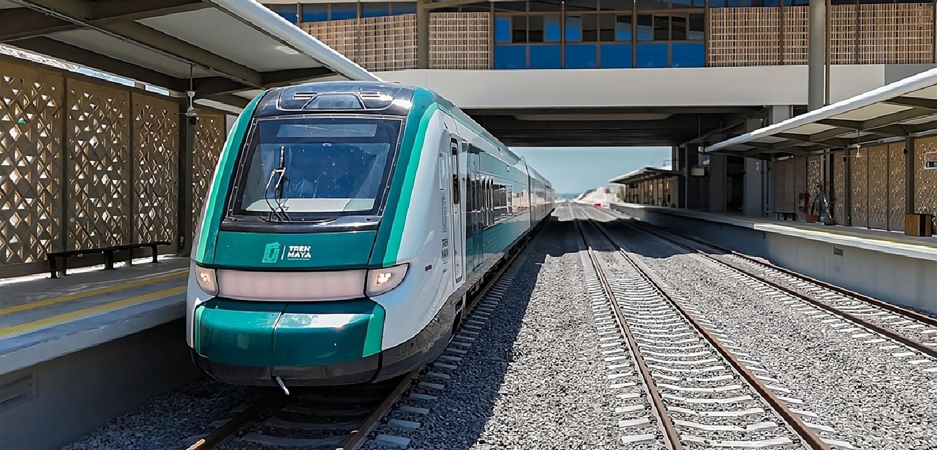 Un comunicado del Tren Maya desmintió que fabrique una bebida propia bajo su operación. (Europa Press)