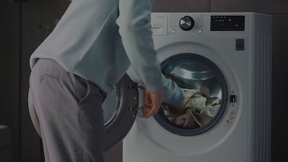 Lavar la ropa con agua fría entrega las prendas más limpias: verdad o mito