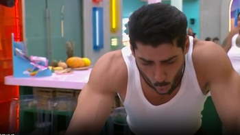 Masad Altamimi cumplió su promesa y casi “se muere” al comer un chile completo