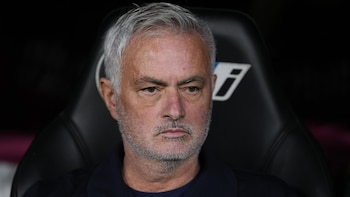 Mourinho planta a la prensa tras ganar al Villarreal con uno menos