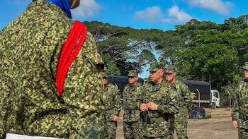 Familiares y altos mandos militares participaron en los homenajes a las víctimas del accidente ocurrido el 23 de marzo en Puerto Leguízamo - crédito prensa Fuerzas Militares