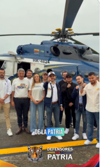 A decisão de utilizar helicópteros é justificada por questões de segurança devido às ameaças enfrentadas pelos candidatos no atual processo eleitoral - crédito Abelardo De La Espriella/X