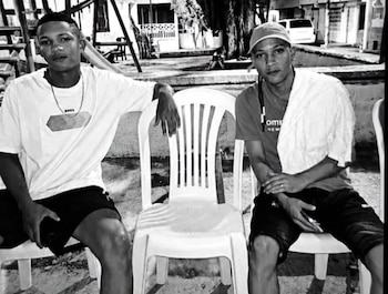 Los hermanos Jordan Camilo Ángel y Jesús Correa Chiquillo fueron asesinados en San Andrés durante una fiesta en el sector de Guinea Hen - crédito Captura de Pantalla X/Semanario El Extra de San Andrés