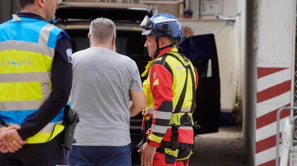 Un bombero muere en Vigo en el derrumbe de un inmueble en mal estado 