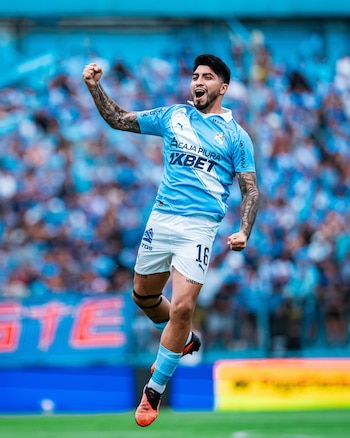 Luis Iberico abrió la cuenta para Sporting Cristal en el clásico ante Alianza Lima.