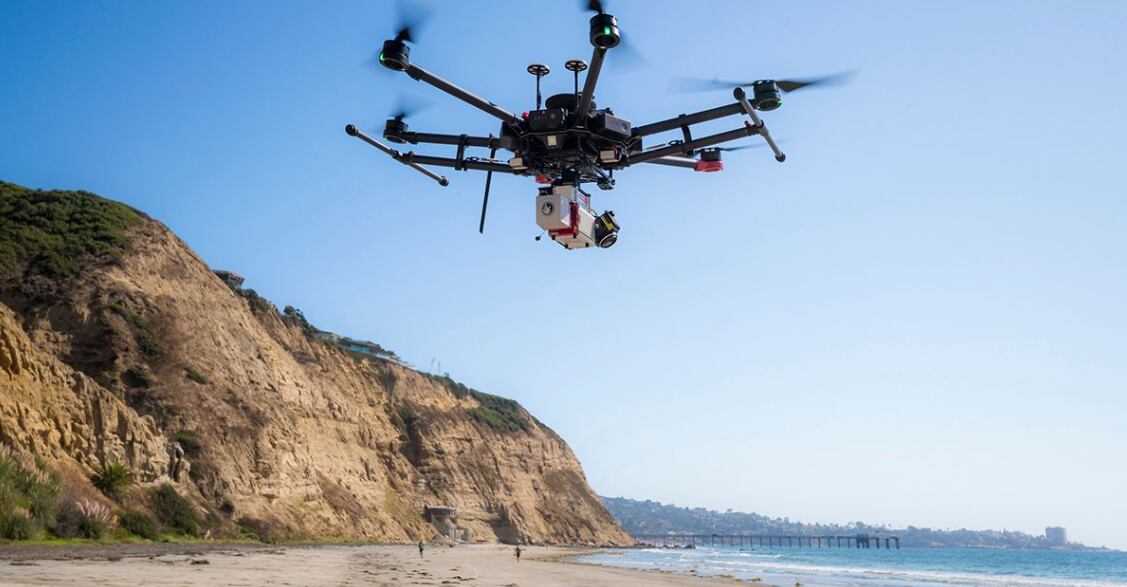 La tecnología de escaneo aéreo permite mapas costeros de alta precisión y seguimiento detallado de los cambios en la playa (Erik Jepsen/UC San Diego)