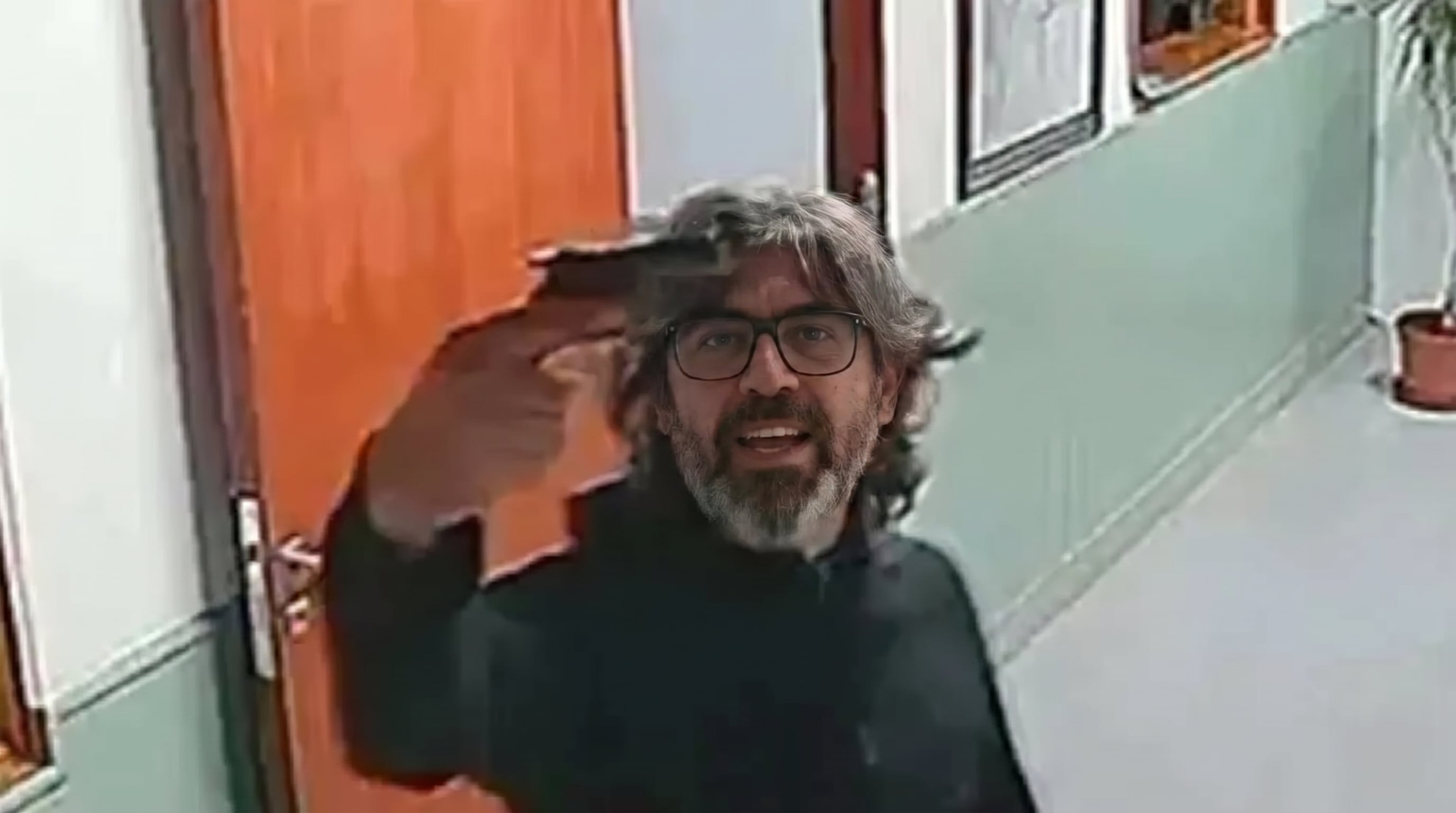 La Justicia rionegrina confirmó los cargos contra Alberto Alfredo Ariaudo por amenazar con un arma a la intendenta de Catriel, Daniela Salzotto. (Imagen Ilustrativa Infobae)