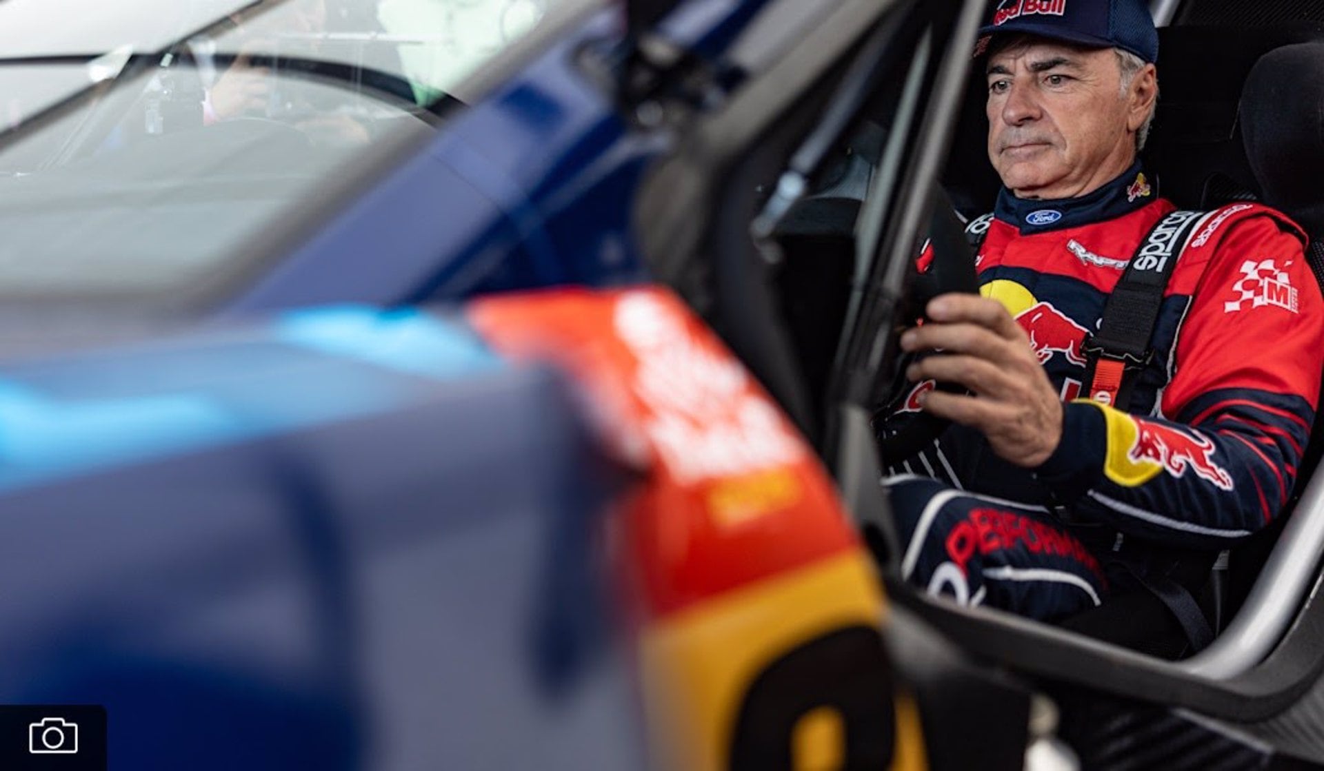 Carlos Sainz quiere hacer historia: ganar su quinto Rally Dakar y darle el primer triunfo a Ford en la clasificación general absoluta
(DEPORTES RED BULL)