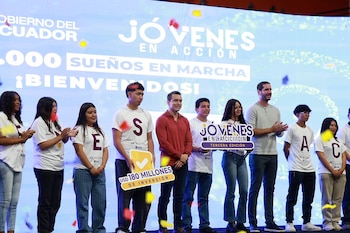 El presidente de la República, Daniel Noboa, inauguró de forma oficial la tercera fase del programa estatal “Jóvenes en Acción”, una iniciativa que en esta nueva edición incorporará a 150 000 jóvenes a la administración pública nacional.
