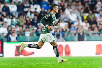 James Rodríguez jugó desde el