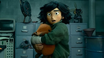 La historia sigue a Mabel, quien forma amistad con un castor. (Captura de video)