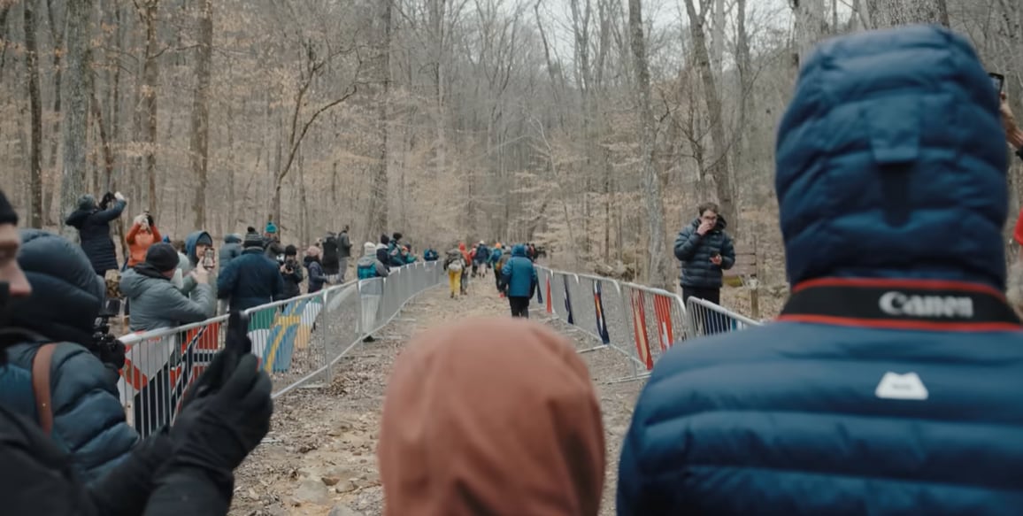 Sébastien Raichon logra la Fun Run en 2026. El francés completa tres vueltas en 38 horas y 5 minutos bajo temperaturas cercanas a -5 grados Celsius (Captura de video)