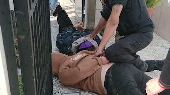 Detuvieron al hermano del intendente de Coronel Rosales, tras haber sido acusado de balear a un hombre en Punta Alta