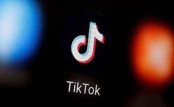 El logo de TikTok en un smartphone en esta ilustración tomada el 6 de enero de 2020. REUTERS/Dado Ruvic/Ilustración/Foto de archivo