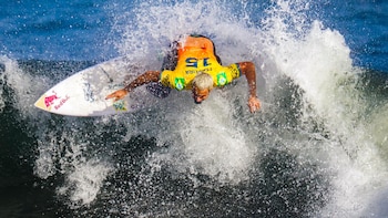 Finales del Surf City El Salvador Pro, capturadas en imágenes desde la playa Punta Roca