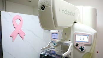 El hospital San Rafael incorpora un nuevo mamógrafo digital para fortalecer el diagnóstico de cáncer de mama en El Salvador