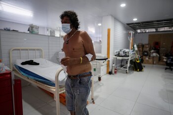 A man wearing a face