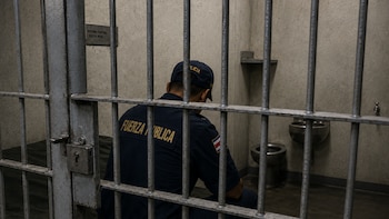 Jefe policial en Costa Rica es condenado a 12 años de prisión por disparar por la espalda a un detenido esposado