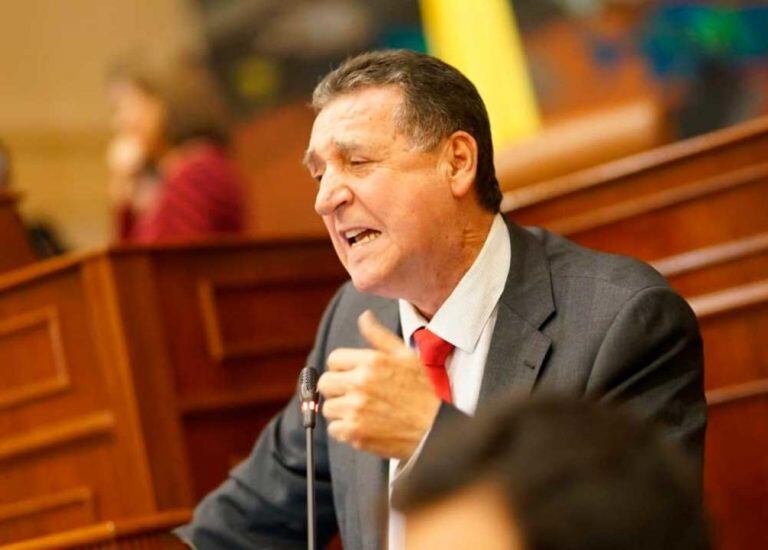 Óscar Darío Pérez, representante a la Cámara, advirtió sobre la necesidad de un análisis minucioso de la propuesta, cuyo monto asciende a $556,9 billones - crédito Prensa Óscar Darío Pérez