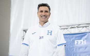 José Francisco Molina inicia su ciclo como director técnico de la selección de Honduras con objetivo Mundial 2030. ( Cortesía: FFH)