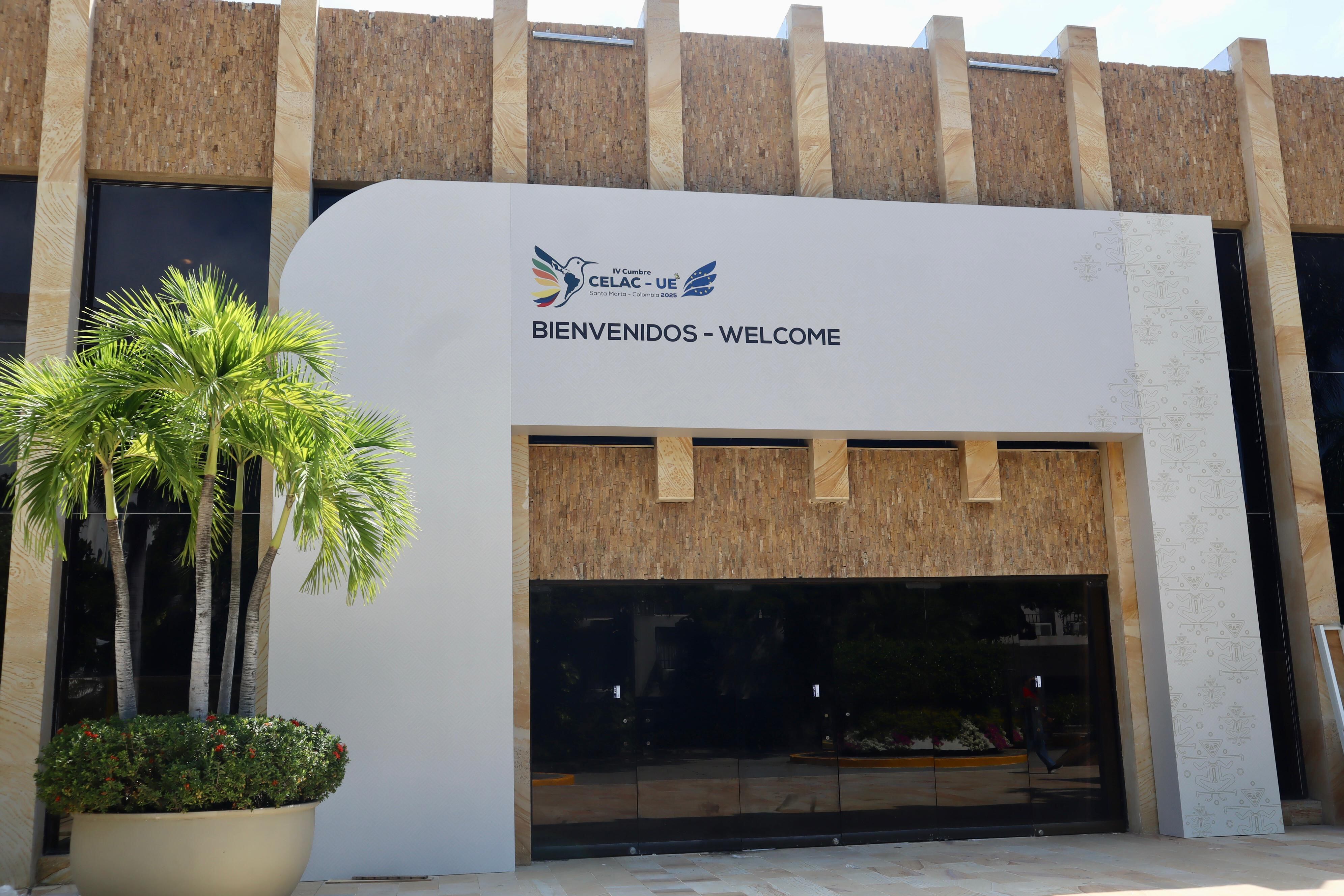 Santa Marta recibe a la IV Cumbre Celac-UE con la presencia de algunos jefes de Estado y veintitrés cancilleres de América Latina, el Caribe y Europa