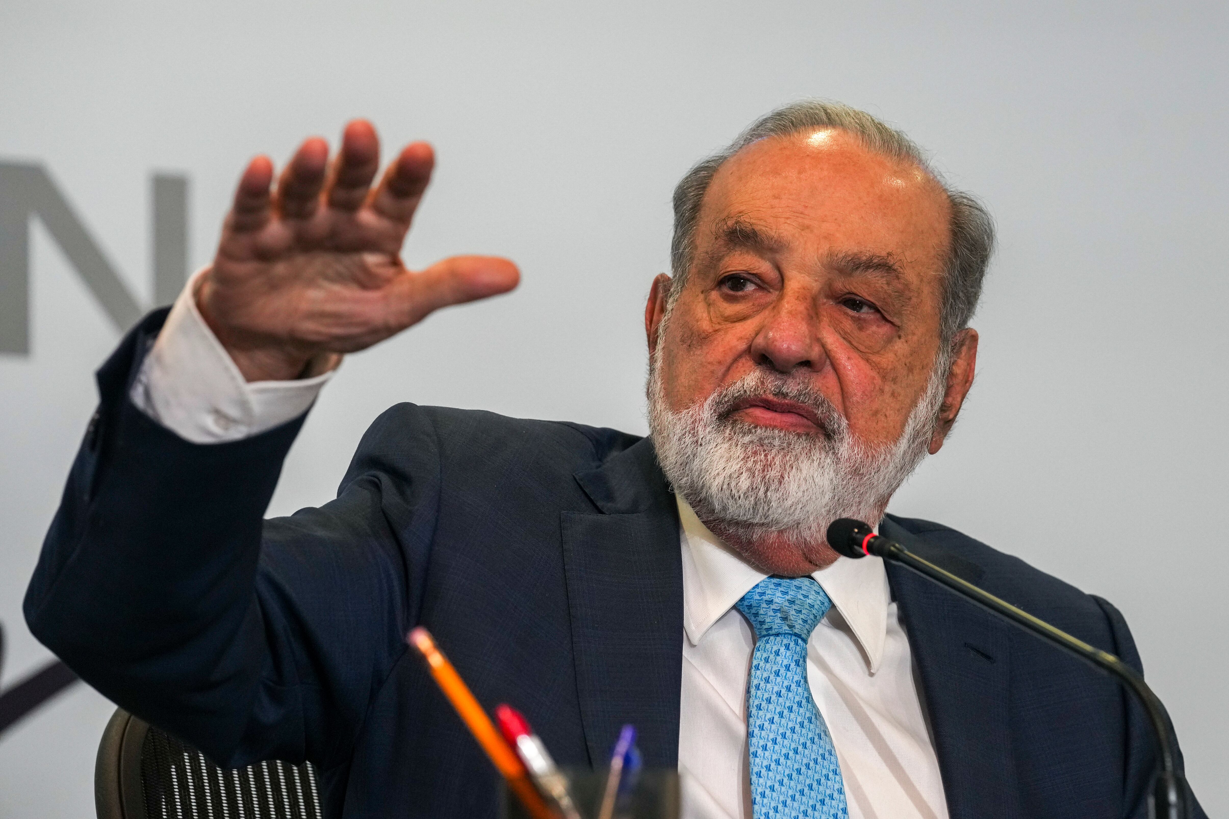 El multimillonario mexicano Carlos Slim es la persona más acaudalada de Latinoamérica. (AP Foto/Marco Ugarte)