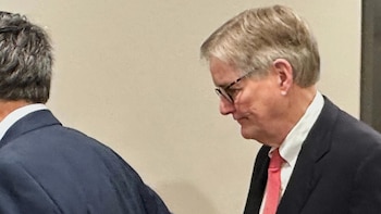 Un destacado republicano de Georgia recibe 15 años de prisión tras declararse culpable en un esquema Ponzi de USD 76 millones